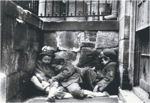 "How the Other Half Lives" © Jabob Riis.