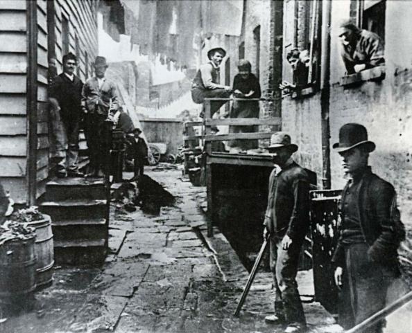 "How the Other Half Lives" © Jabob Riis.