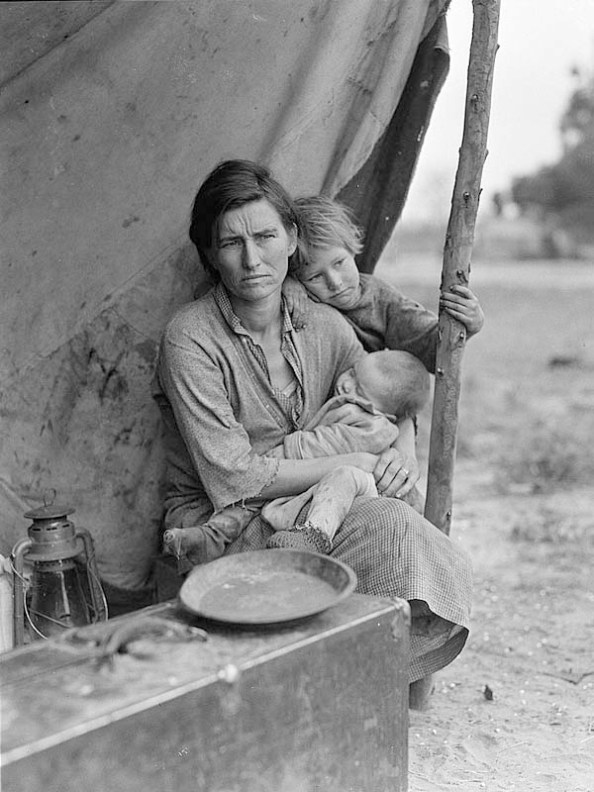 1936, au camp de Nipomo, en Californie. Photo Dorothea Lange / Library of Congress.